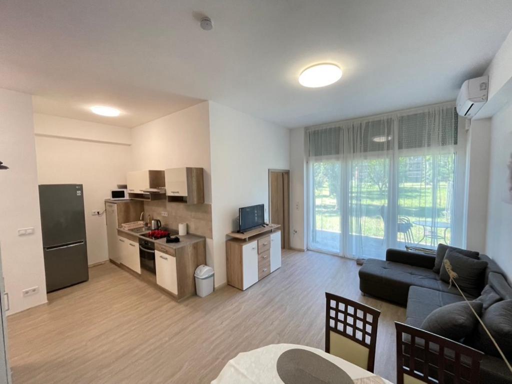 Gyoengybagoly Apartman Balatonberény Esterno foto